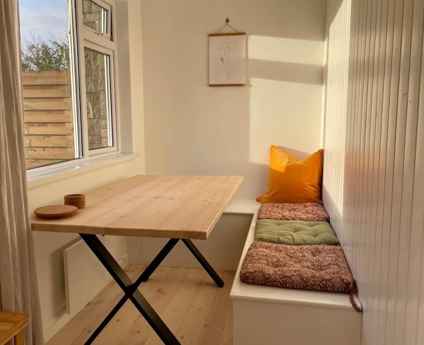 Shearwater, Moor And Sea Holidays, Lovely Tranquil Space Between Exmoor And The North Devon Coast Lynton Exterior photo
